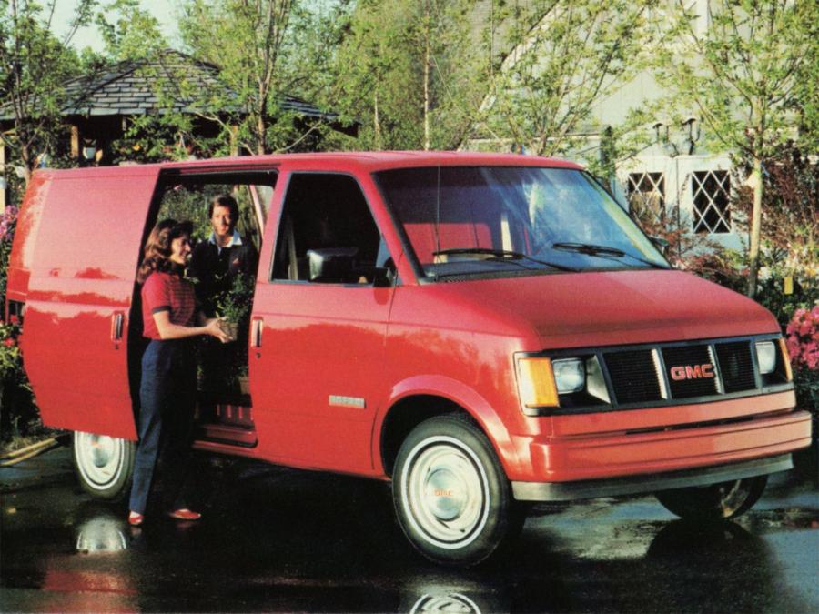 GMC Safari Cargo Mover '1985